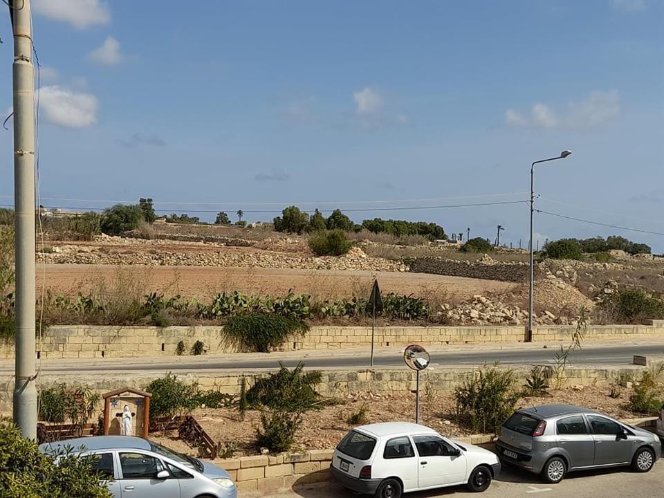 Dynesty B&B Birżebbuġa Buitenkant foto